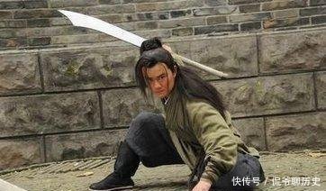 此人武功深不可测,却只躲在梁山不肯上阵杀敌,宋江也奈何不了他