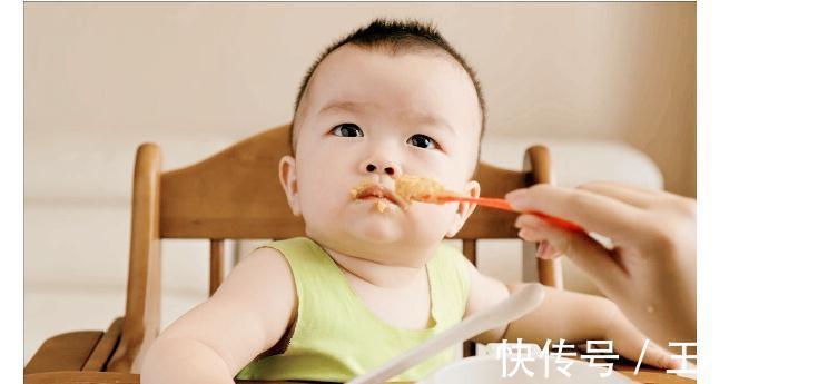 小贴士|盘点0-1岁宝宝喂养的关键词,爸妈把握好7件事,带娃轻松不发愁