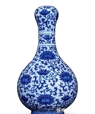 汝釉&临摹自上古铜器的蒜头瓶为乾隆最爱,御窑厂多有仿制作宫廷陈设