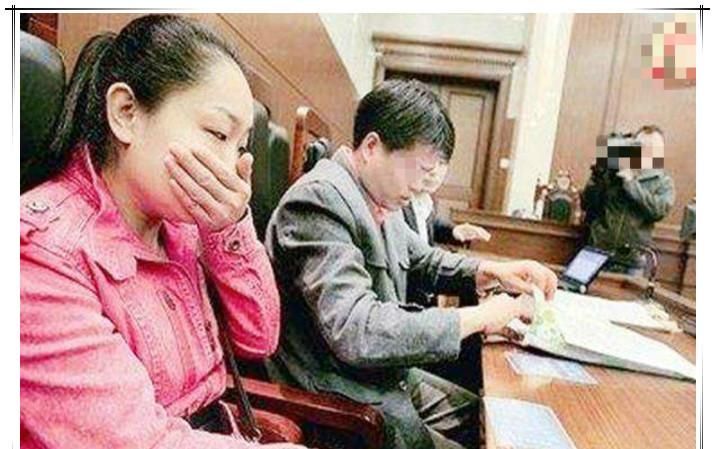 弟弟才1岁你怎么能不管?女儿:生的时候也没问过我,谁生的谁养