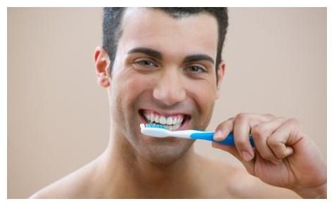 靠近|寿命短的男性,身上都有这些陋习!全都不占,长寿可能会向你靠近