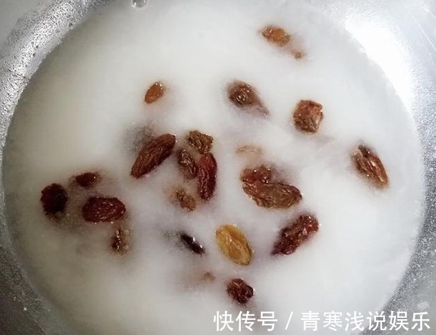 吃葡萄干|吃葡萄干,洗或不洗?清水洗等于白洗,教你一招,快速除去脏东西