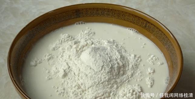 熬粥|大米别只会熬粥煮饭,加2个苹果做懒人面食,简单易学又很好吃!