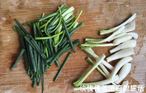 喝酒|最伤害肝的,不是吃药喝酒,是最不起眼的是这件事,大多人每天做