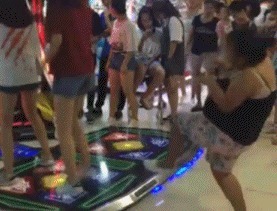 |搞笑GIF：今天给大家展示一下 什么叫做做贼心虚