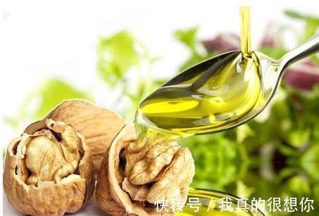 孩子|这3种油常见且很香,但尽量别给孩子吃,小心影响身体发育