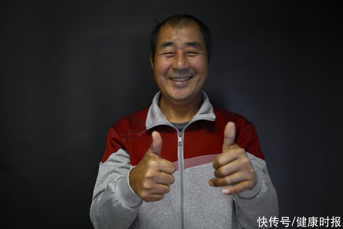 微笑|这个夏天,100多位患者“愈后的微笑”火了!拍摄者说:都是我亲自接触过的患者