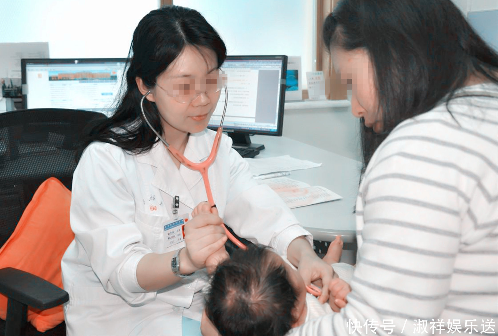 奶瓶|有一种“害娃”叫开水烫奶瓶,爸妈看似消毒,却毁了孩子健康