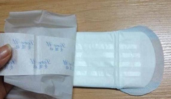 卫生巾|换卫生巾的2个“坏习惯”,特别是第1个,很多人都中招