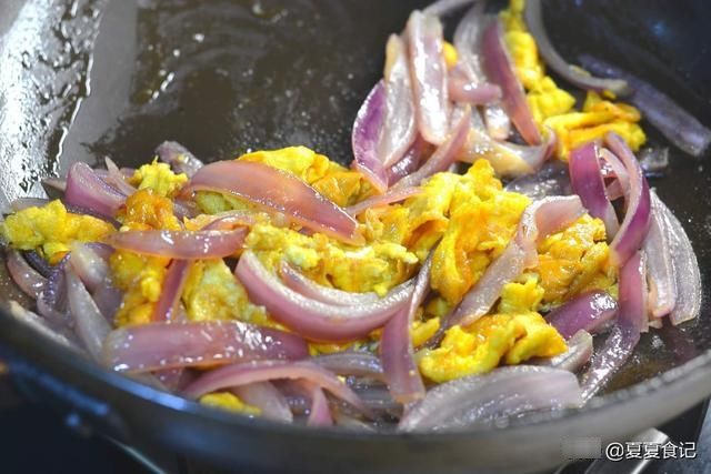 春天要多吃这菜，富含天然杀菌剂，和鸡蛋一起炒，下饭又解馋