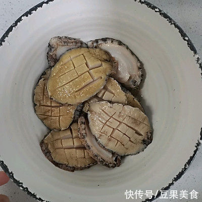 鲍鱼|上桌妙光的鲍鱼捞饭，这个冬日别再错过啦