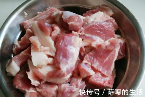 一冷一热|天冷了，羊肉和萝卜是绝配，隔两天炖一锅，汤鲜肉香，不怕冷了