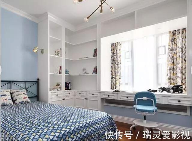 柜子|飘窗装得好,一个飘窗柜,比一个衣柜还能装!