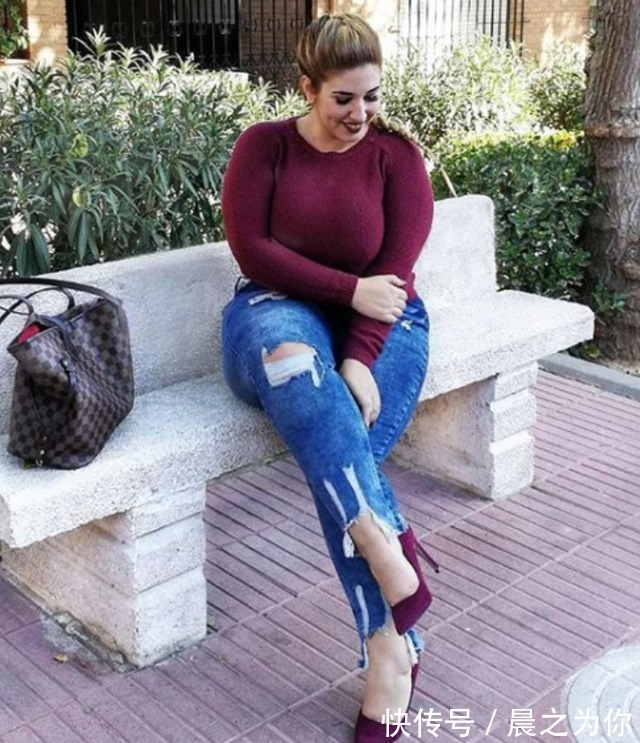 模特|200斤姑娘,午饭照片曝光,饭量大的惊人,职业竟然是一名模特