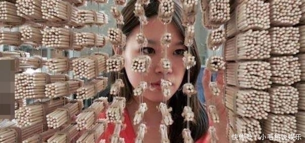 作画|女孩用6万多根筷子作画, 完工后成龙大哥说我买了