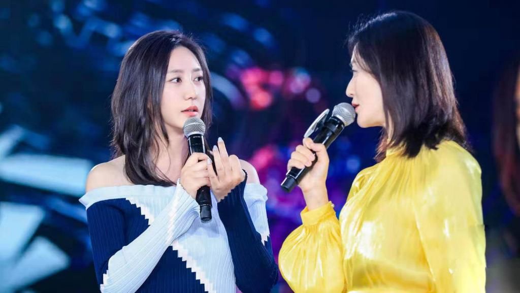  阻碍|够狠！唐一菲退赛还不忘内涵剪辑师，其实阻碍她前行的并非节目组