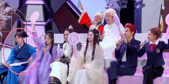 《快本》迎来最不配合嘉宾,玩游戏一脸不耐烦,给镜头都不看一眼