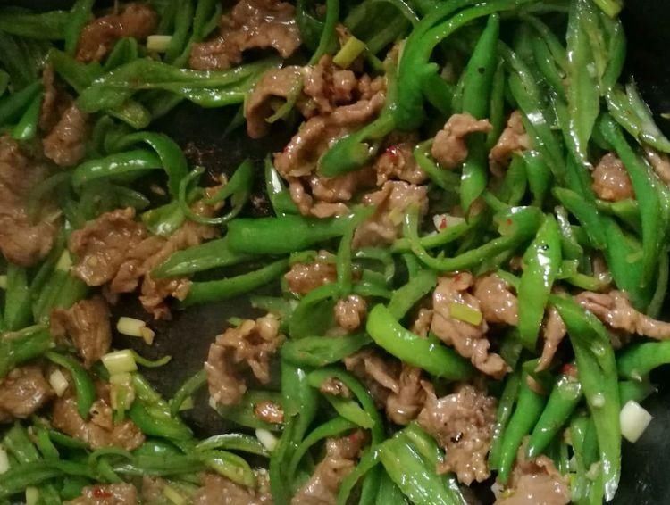 不管炒什么肉，不要直接下锅炒，炒之前多加两个步骤，鲜嫩没腥味