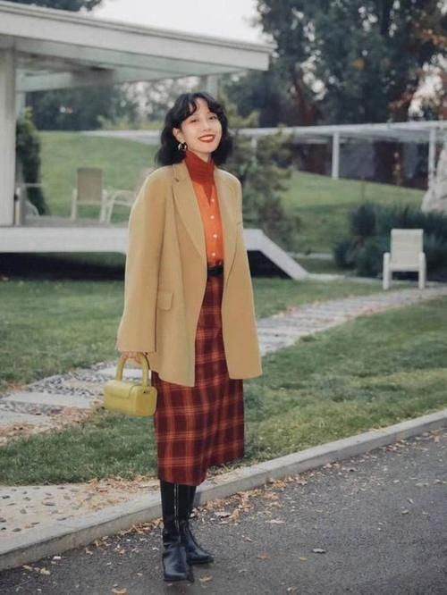 爆火的焦糖色系，显白又温暖，看起来还很酷！