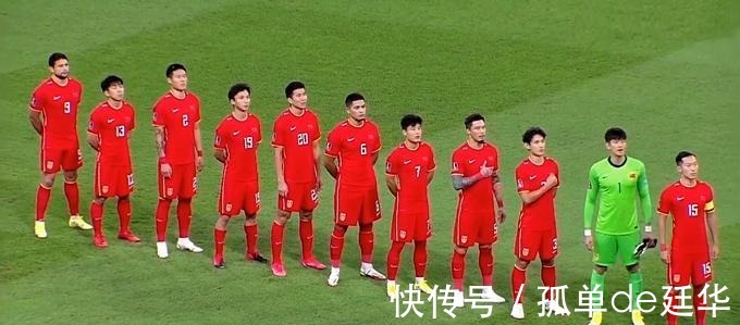 馬德興|凌晨2點！資深記者再現爭議報道國足李鐵遭質疑，球迷罵聲一片