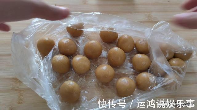 电饼铛|想吃月饼不用买,电饼铛就能做,比例配方详细讲解,轻松做成功