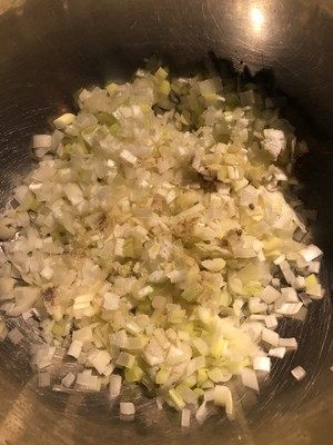 厚饼|烙葱油饼我家有诀窍,记住这几步,层层酥脆,做法超简单!