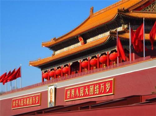 屋顶|51年前,天安门被拆重建,工人揭开屋顶琉璃瓦后激动终于找到了