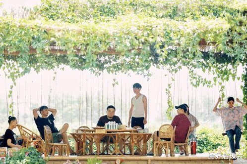 张艺兴|网曝张艺兴加盟《向往5》?与黄磊再续师徒缘,彭昱畅地位不保