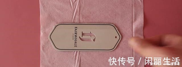 推拉门地轨清理难不用1滴水,拿个不值钱的它,来回滚一滚就行!