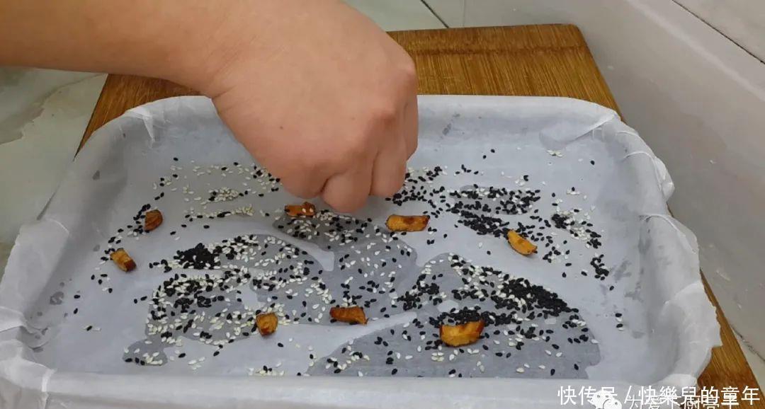 在家自制沙琪玛的做法,掌握关键技巧,松软香甜,新手一次就成功
