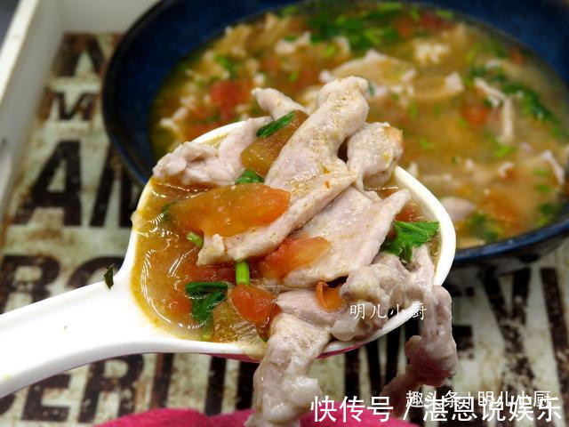 三伏天多喝此汤,滴油不放10分钟出锅,汤酸爽肉鲜嫩,天天吃不腻