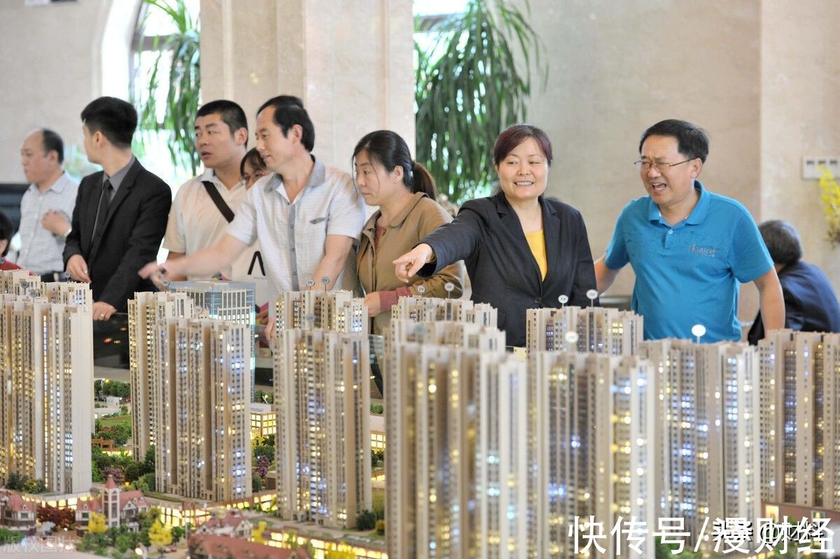 续期|房子只有70年产权，那70年后产权到期了，房子不属于自己了吗？