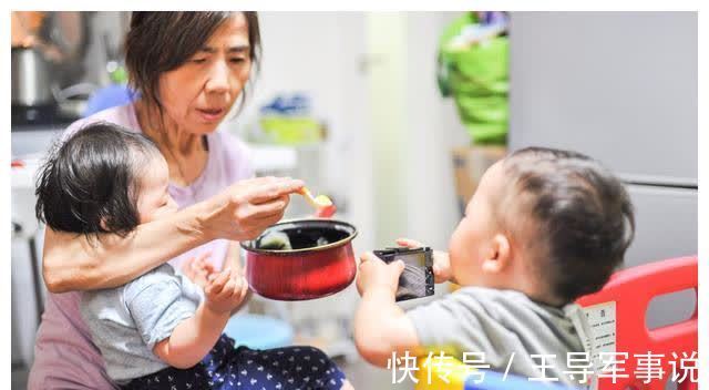 二胎|25岁和45岁宝妈,同样是生二胎,产后半年三个方面差距令人唏