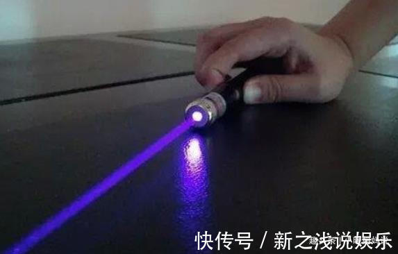 危险|不到30分钟,男孩的整颗眼睛没有了,这东西你家常有父母别轻视了