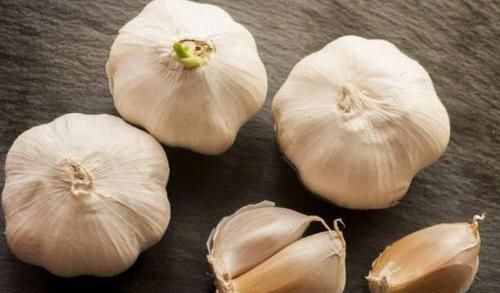  前列腺炎总缠着你? 别急, 常吃这几样食物, 帮你摆脱炎症困扰