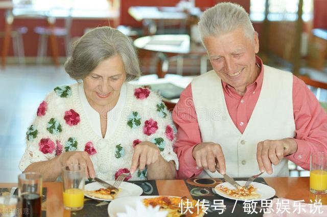 人体|老年人该怎么补充蛋白质?营养师:常吃6种食物,一般不会缺乏