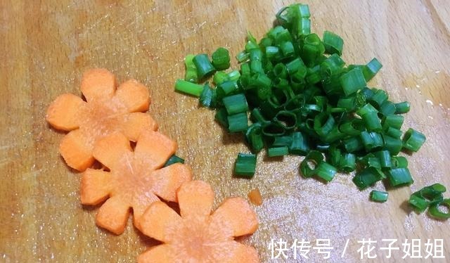 鲫鱼|“霜降一碗汤,不用医生帮”,这碗汤润喉降噪还暖胃,老少皆宜!