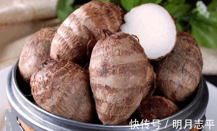 冬天,要多吃此肉,比牛羊肉好吃,鲜嫩又营养,做一锅太香了