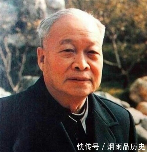 儿子被同学取绰号，父亲听后干脆改成大名，现今儿子名字无人不晓