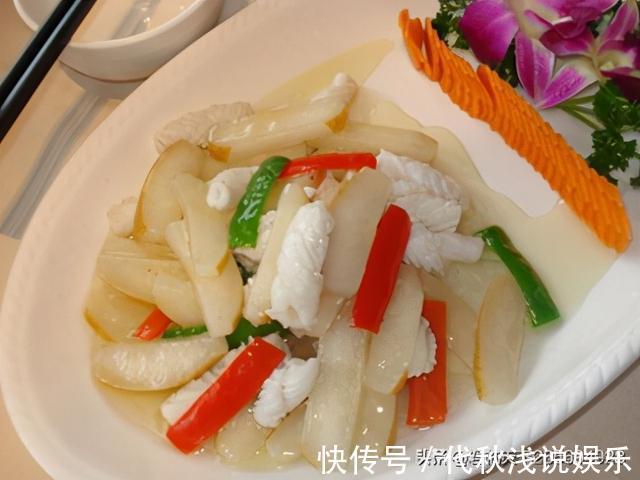 手撕鸭|美食推荐：疯狂手撕鸭、蒜香回锅排骨、酸辣笔筒鱿鱼制作方法