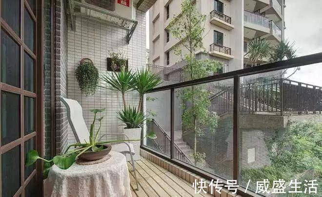 钢化玻璃|开放式阳台装修时,一定要记住的5个点,被大多数的人都忽略了