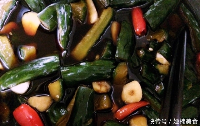 秘方|外婆用了半辈子的腌黄瓜秘方,只需简单3步,口感清脆,好吃下饭