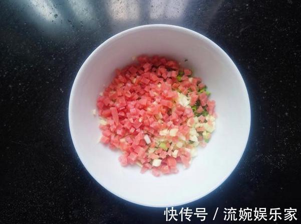 上班族的快捷早餐，简单“暴力”的蒜香芝士法棍，解馋抗饿两不误