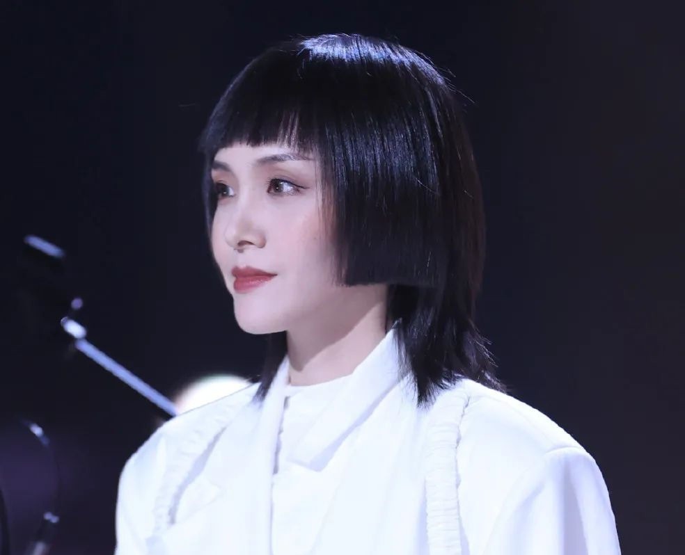 中国|中国好声音,她仅唱了一个音符,却毁了整个预告片