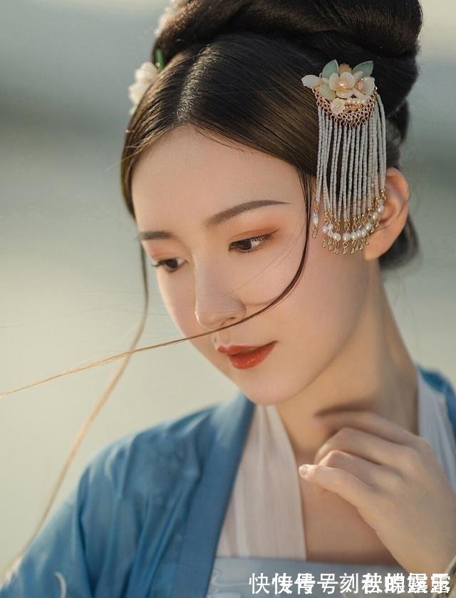 诗佛@王维写黄昏的一首诗,只有短短8句,却惊艳了世人一千多年