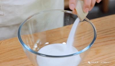 宝宝|从来没想过无油无水酸奶饼「宝宝辅食」还能这么做