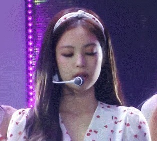 发饰|今年流行的发饰,这3个百搭又日常,随便一戴就很好看