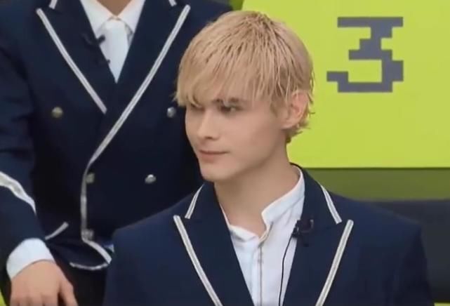 利路修营业太敷衍,听到排名一秒变脸,喊话网友:不喜欢就关闭