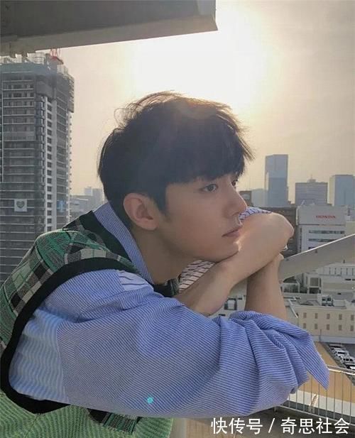 星光大賞最新排名！肖戰(zhàn)，王一博爭第一，趙麗穎名次讓人想不到