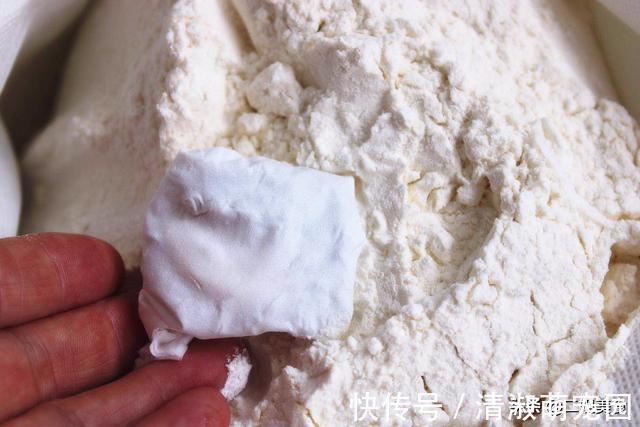 手纸|面粉开封之后容易生虫，教您一招，放久也不生虫，不怕吃不完了